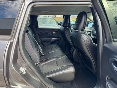 2022 Jeep Cherokee Latitude Lux