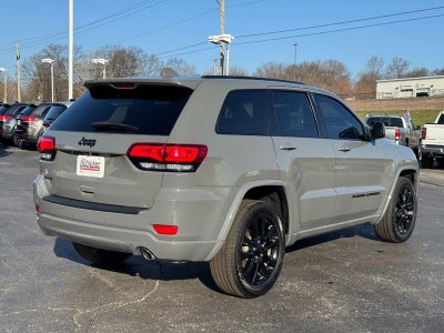 2022 Jeep Grand Cherokee Laredo X