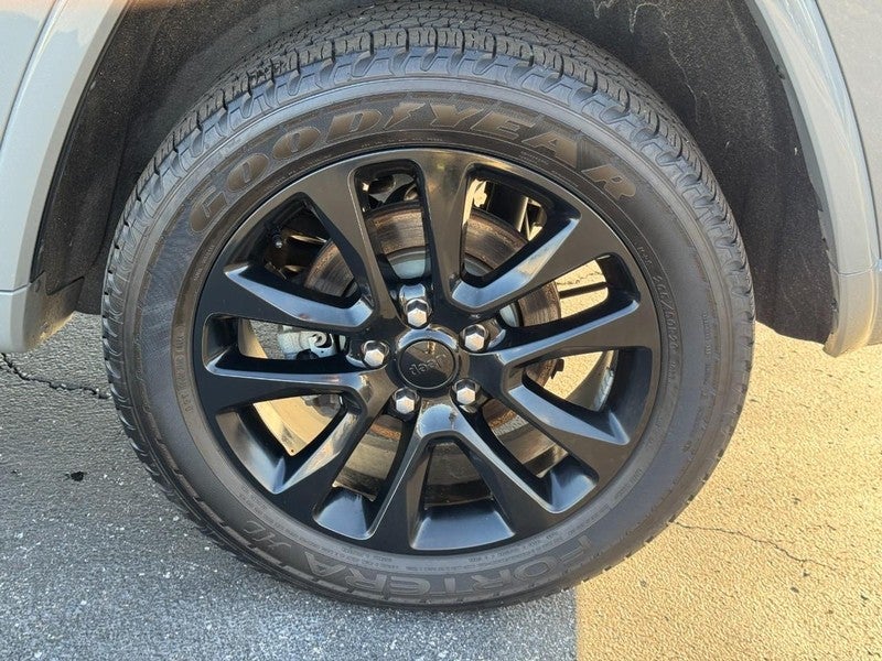 2022 Jeep Grand Cherokee Laredo X