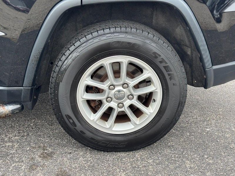 2019 Jeep Grand Cherokee Laredo E