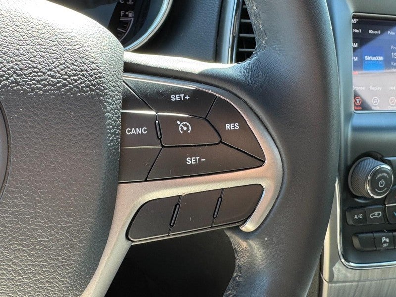 2019 Jeep Grand Cherokee Laredo E