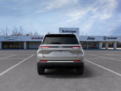 2026 Jeep Grand Cherokee Laredo