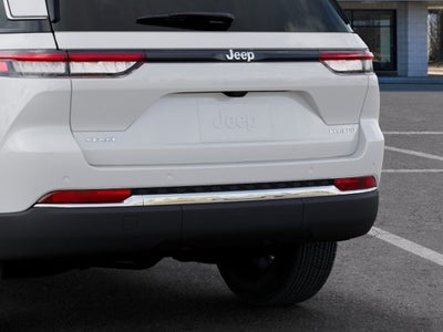 2027 Jeep Grand Cherokee Laredo