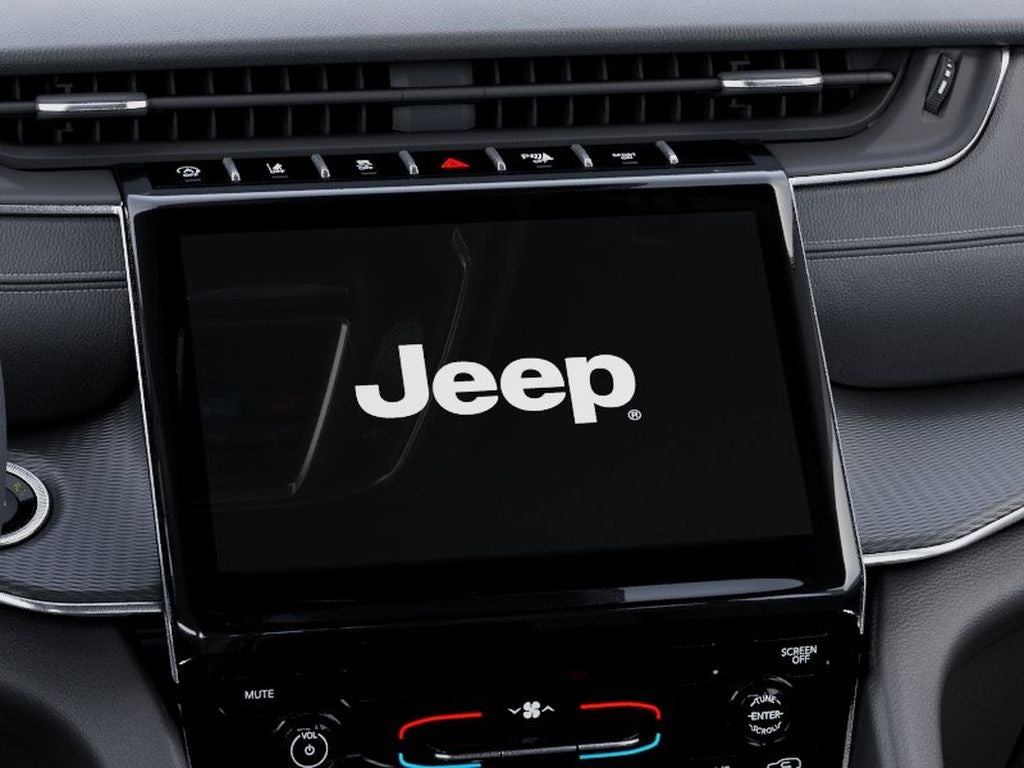 2027 Jeep Grand Cherokee Laredo
