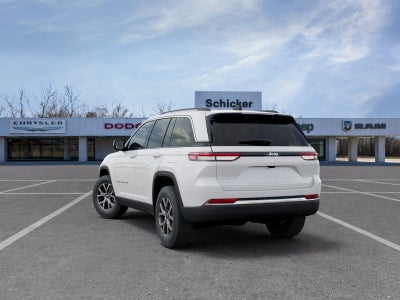 2027 Jeep Grand Cherokee Laredo