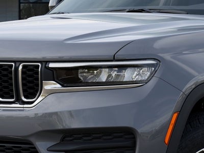 2027 Jeep Grand Cherokee Laredo
