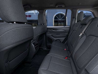 2027 Jeep Grand Cherokee Laredo