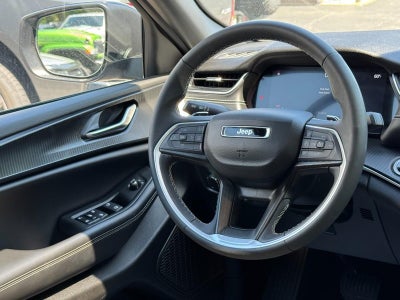 2024 Jeep Grand Cherokee Laredo X