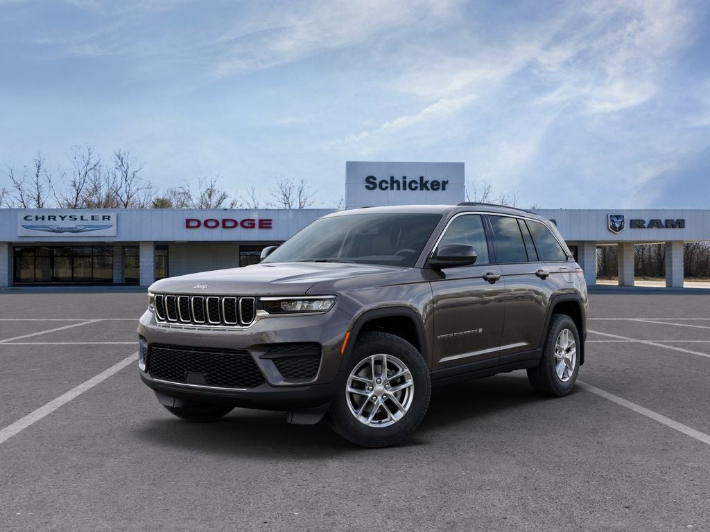 2026 Jeep Grand Cherokee Laredo