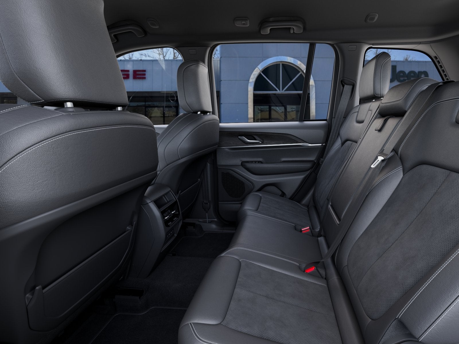 2027 Jeep Grand Cherokee Laredo Altitude