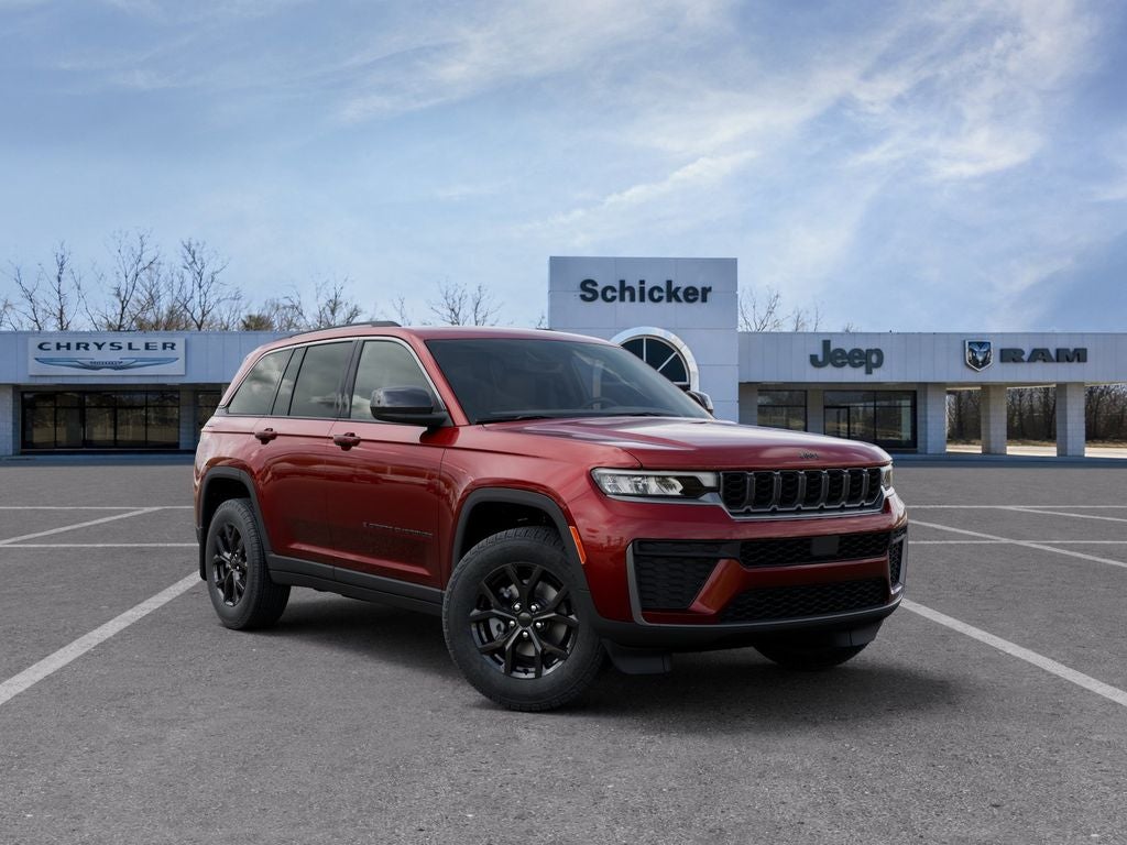 2026 Jeep Grand Cherokee Laredo Altitude