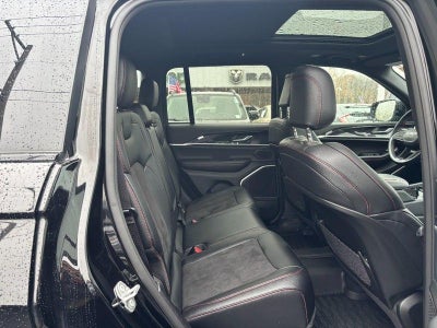 2022 Jeep Grand Cherokee Trailhawk