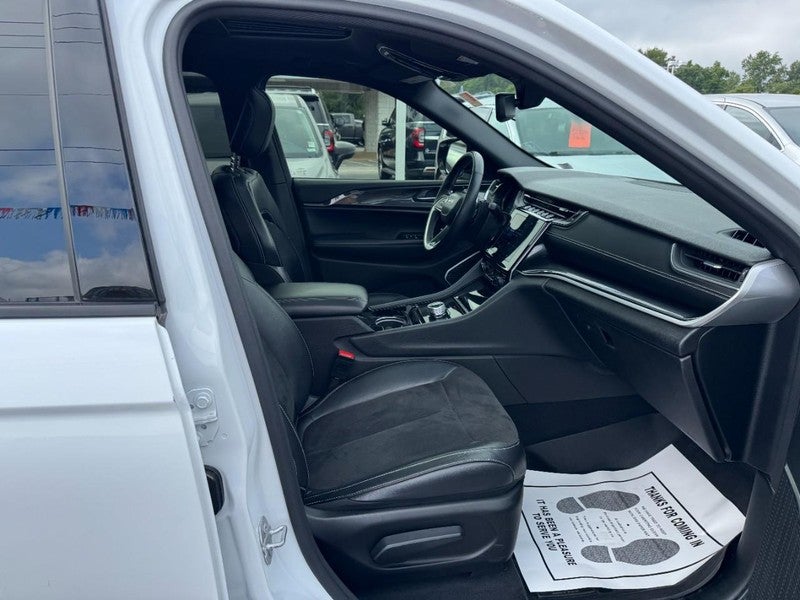 2022 Jeep Grand Cherokee L Altitude
