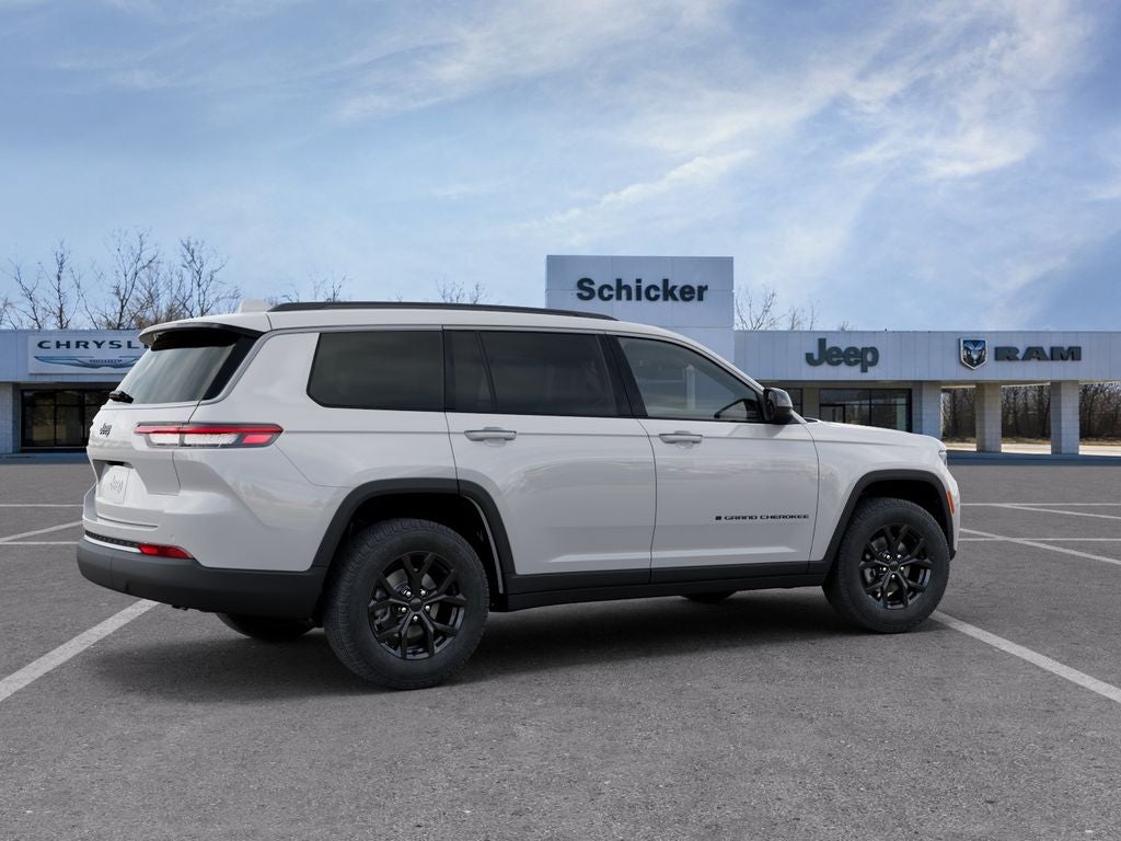 2026 Jeep Grand Cherokee L Laredo Altitude