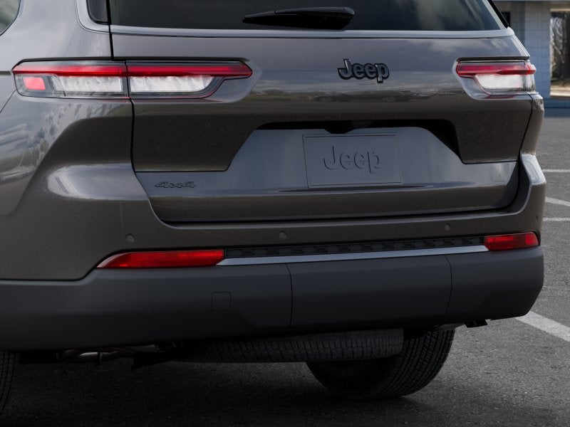 2026 Jeep Grand Cherokee L Laredo Altitude
