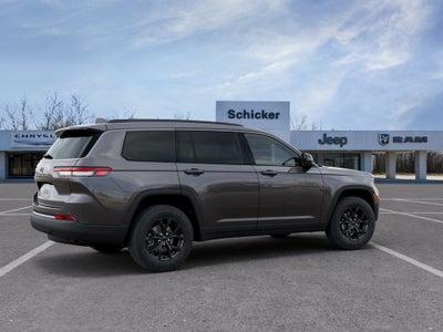 2026 Jeep Grand Cherokee L Laredo Altitude