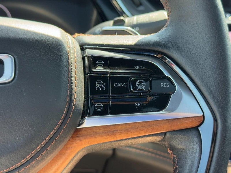 2023 Jeep Grand Cherokee L Summit Reserve