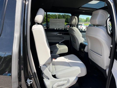 2025 Jeep Wagoneer Series II Overland