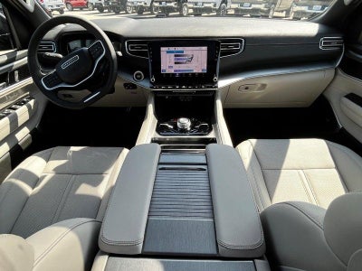 2025 Jeep Wagoneer Series II Overland