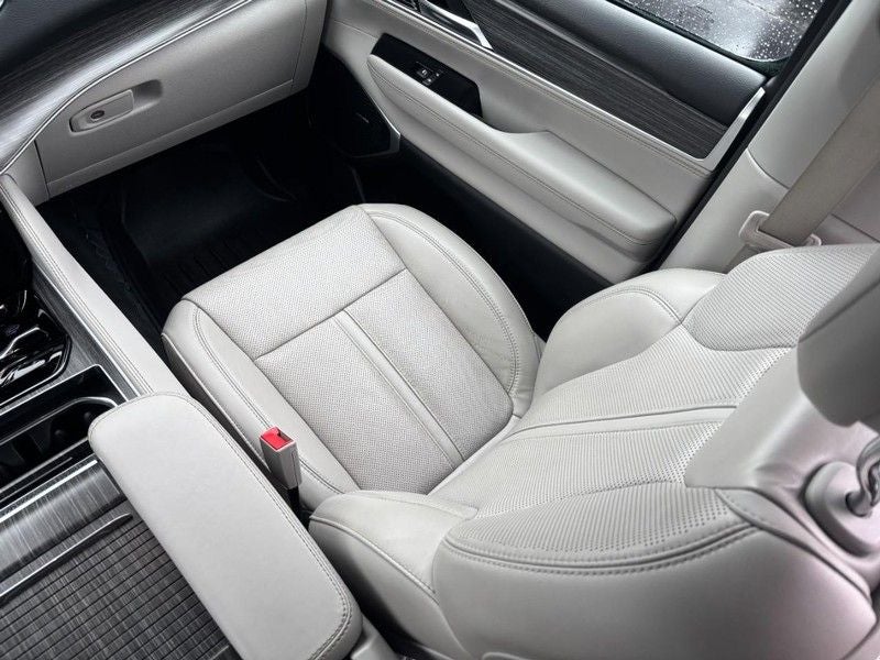 2023 Jeep Wagoneer Series III