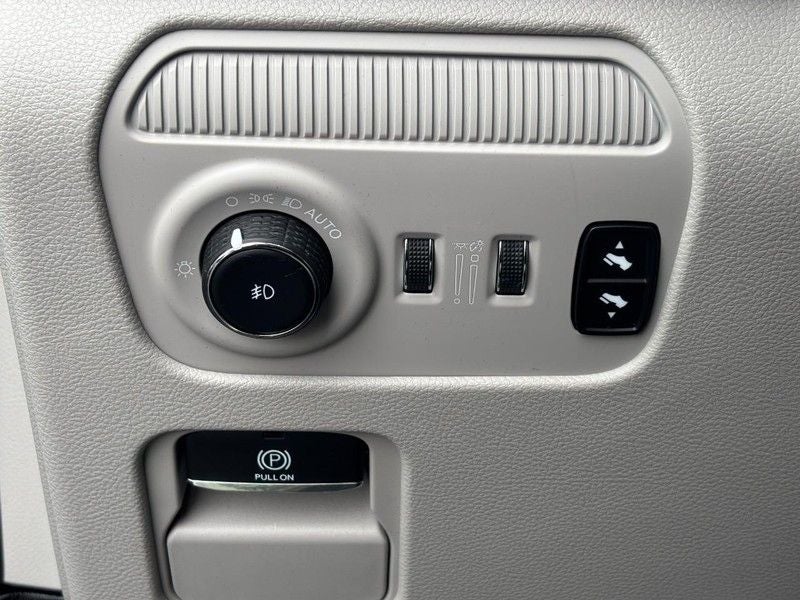 2023 Jeep Wagoneer Series III