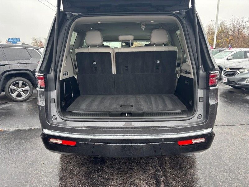 2023 Jeep Wagoneer Series III