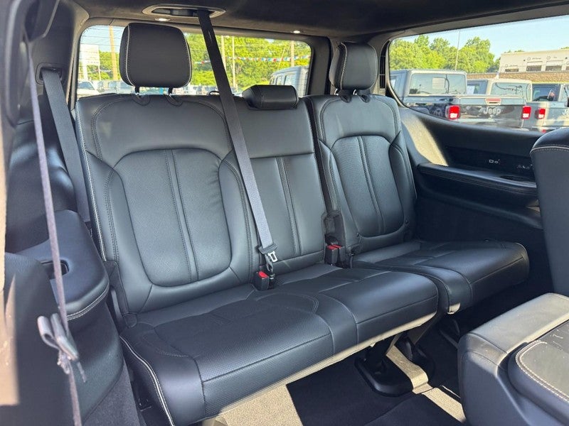 2024 Jeep Grand Wagoneer Series II Obsidian