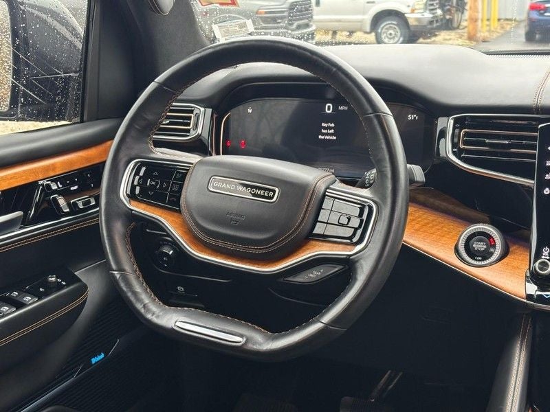 2022 Jeep Grand Wagoneer Series III