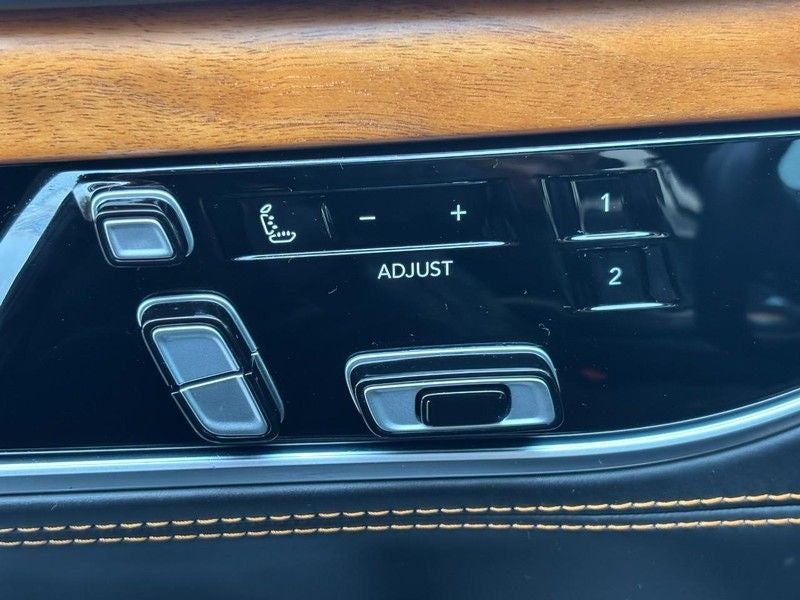 2022 Jeep Grand Wagoneer Series III