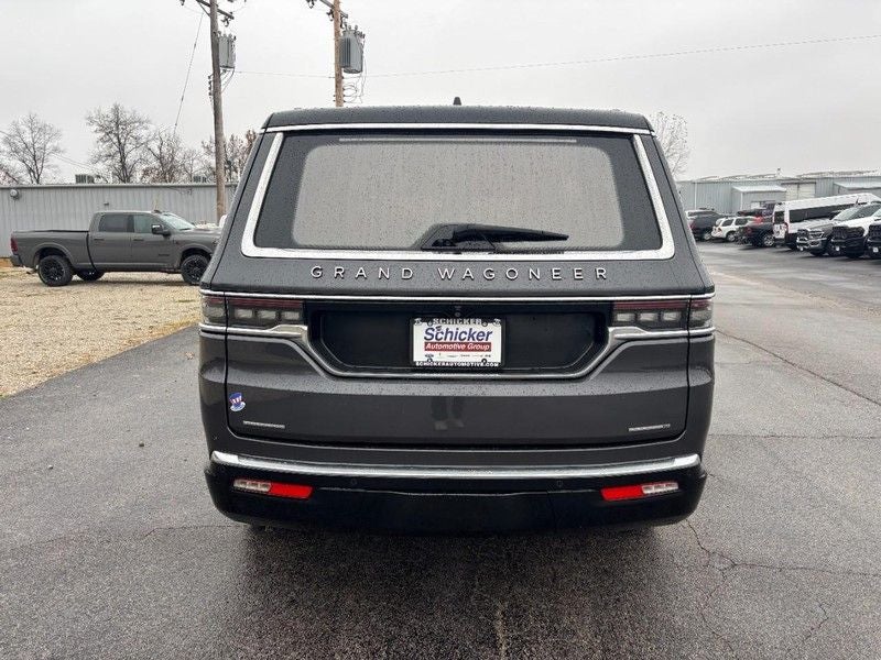 2022 Jeep Grand Wagoneer Series III