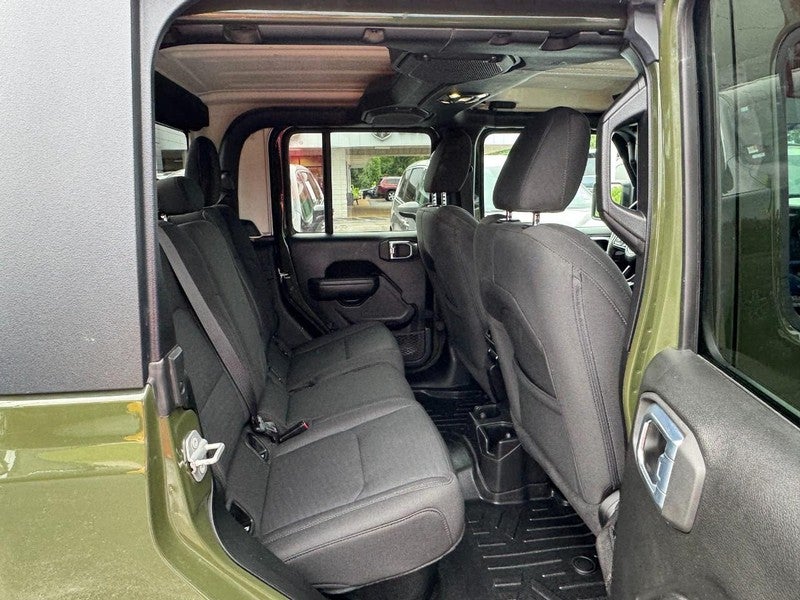 2022 Jeep Gladiator Sport S