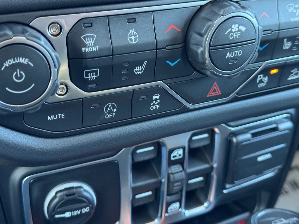 2026 Jeep Gladiator Sahara