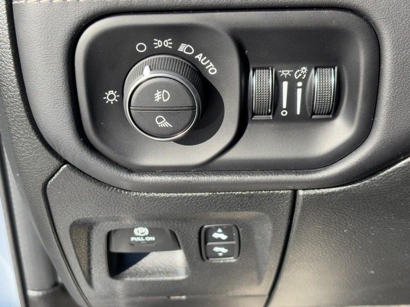 2024 RAM 1500 Limited