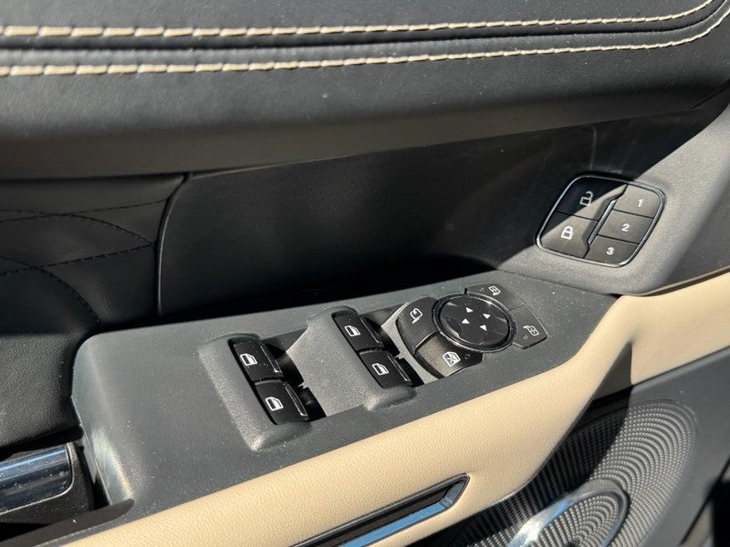 2023 Ford Expedition MAX Platinum