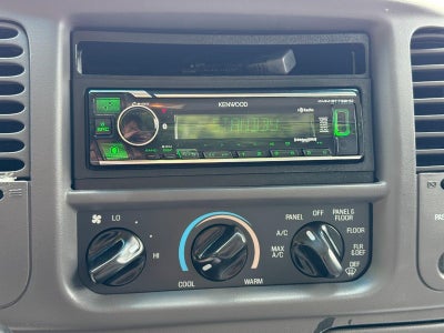 1999 Ford F-150 XLT