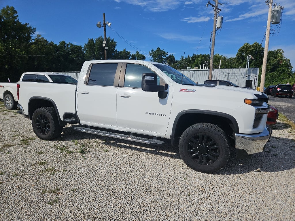 2023 Chevrolet Silverado LT