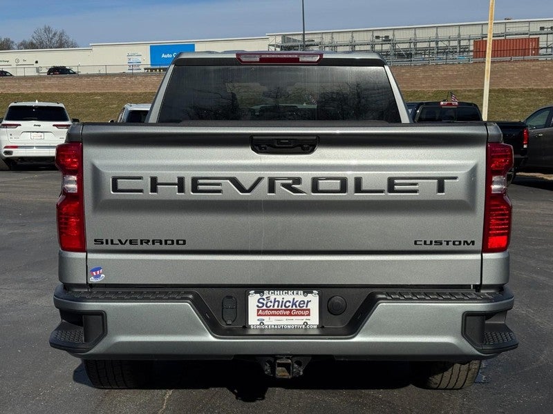 2023 Chevrolet Silverado 1500 Custom