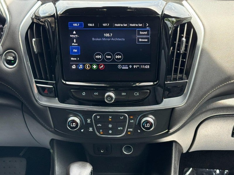 2022 Chevrolet Traverse LT Leather
