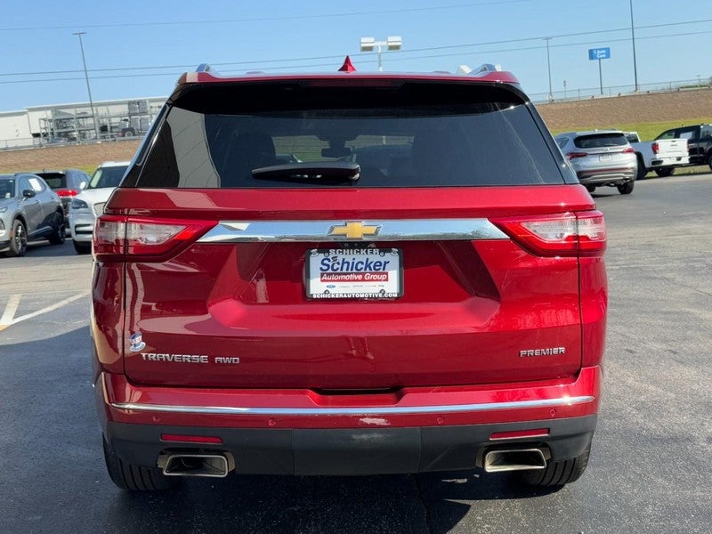 2021 Chevrolet Traverse Premier