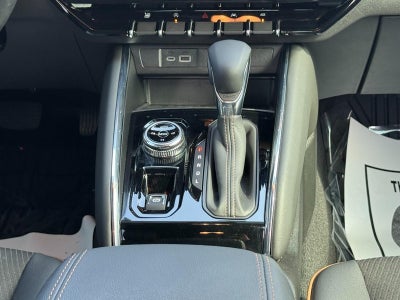 2025 GMC Canyon 4WD AT4