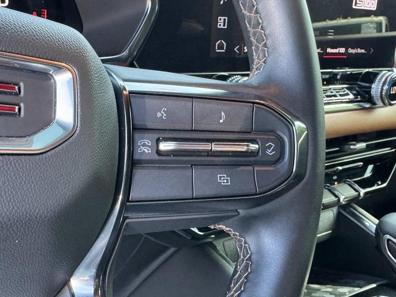 2025 GMC Canyon 4WD AT4