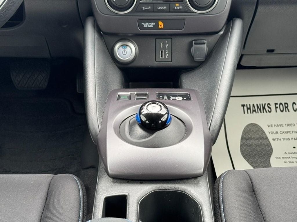 2025 Nissan LEAF S