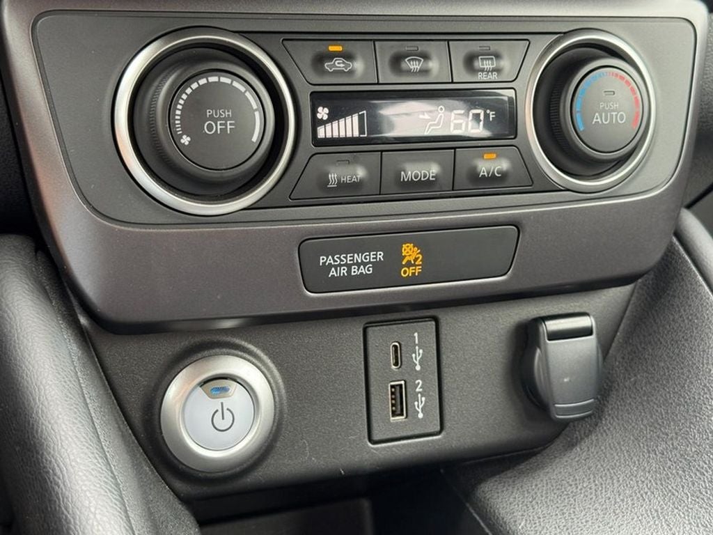 2025 Nissan LEAF S