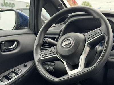 2025 Nissan LEAF S