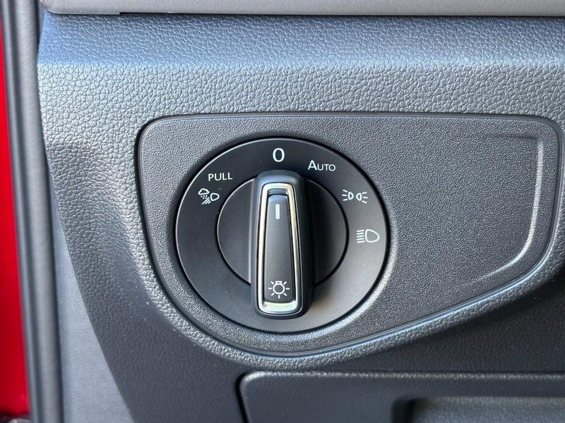 2021 Volkswagen Atlas 3.6L V6 SE w/Technology R-Line