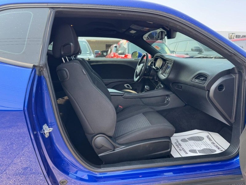 2022 Dodge Challenger SXT