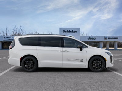 2027 Chrysler Pacifica Select