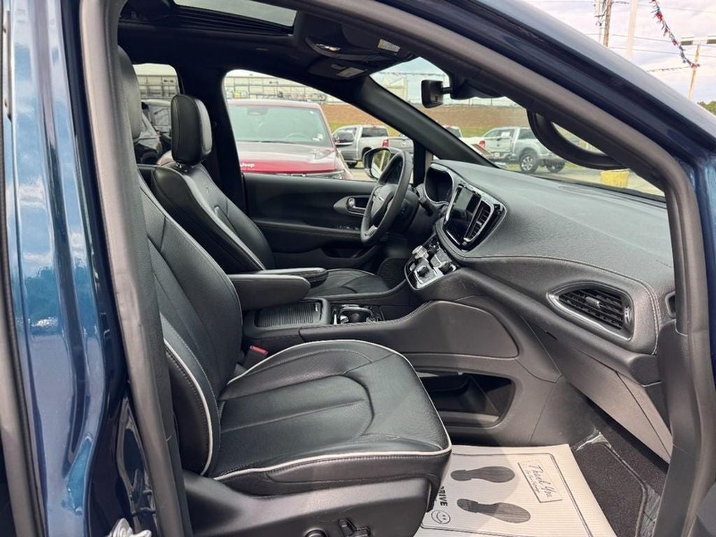 2025 Chrysler Pacifica Limited