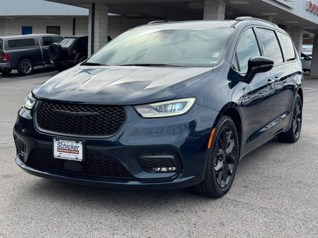 2025 Chrysler Pacifica Limited