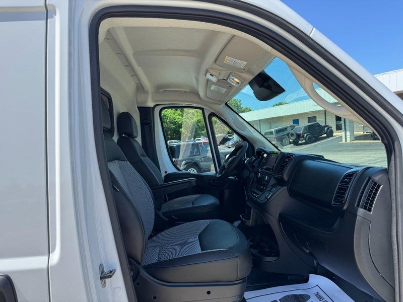 2025 RAM Promaster Tradesman